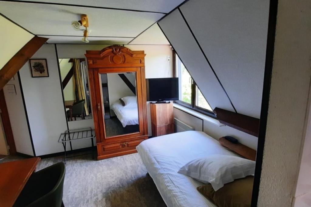 איפר Hotel Kasteelhof 'T Hooghe מראה חיצוני תמונה