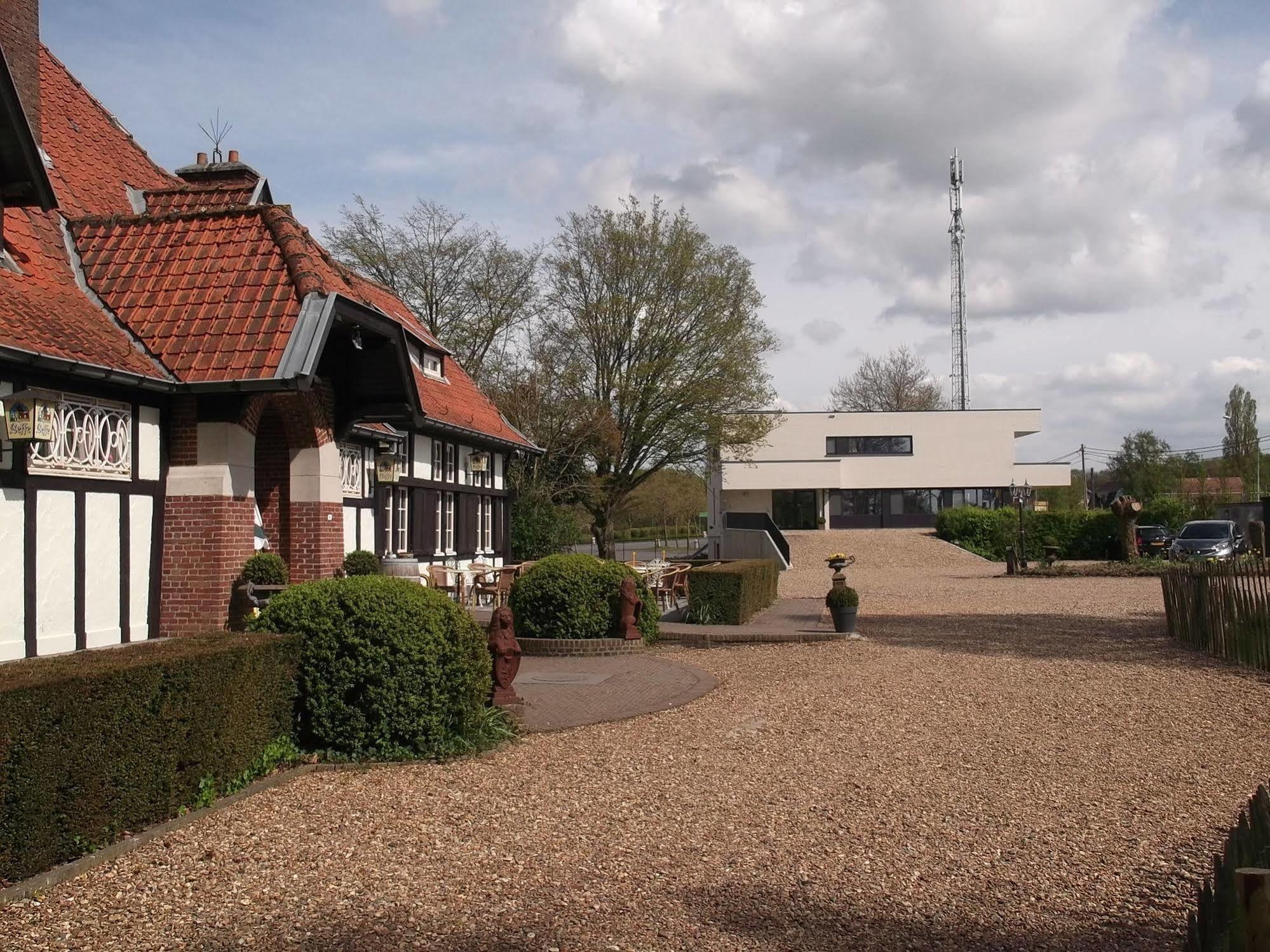 איפר Hotel Kasteelhof 'T Hooghe מראה חיצוני תמונה